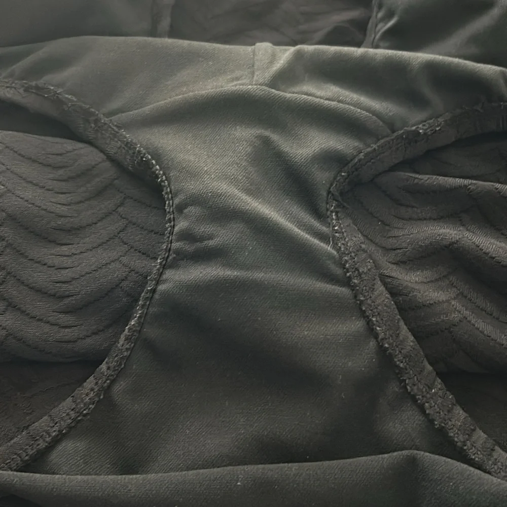 Longitude - Picture 7 of 12